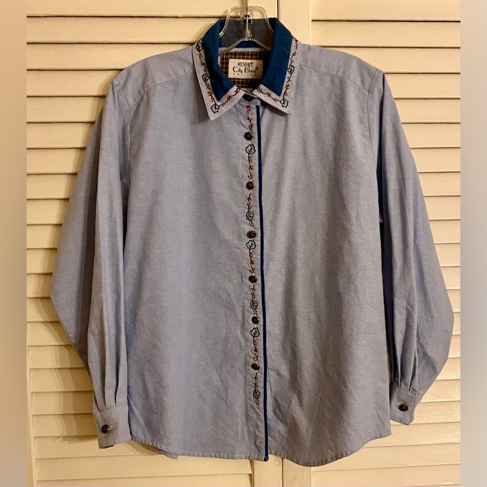 Koret City Blues Vintage Denim Top w Embroidery